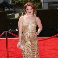 Jennifer Stone en los Emmy Creativos 2012 