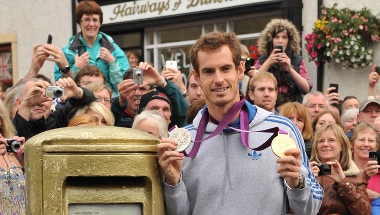 Andy Murray recibe un homenaje en su ciudad natal