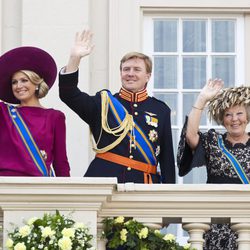 La Reina Beatriz y los Príncipes Guillermo y Máxima en la apertura del Parlamento de Holanda