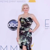 Elizabeth Moss en los Emmy 2012