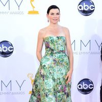 Julianna Margulies en los Emmy 2012