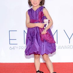 La pequeña Aubrey Anderson-Emmons en los Emmy 2012