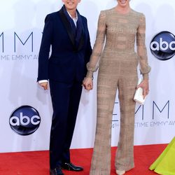 Ellen DeGeneres y Portia de Rossi en los Premios Emmy 2012