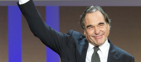 Oliver Stone con el Premio Donostia en el Festival de Cine de San Sebastián 2012