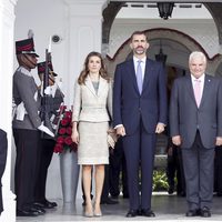 Los Príncipes de Asturias con el Presidente y la Primera Dama de Panamá