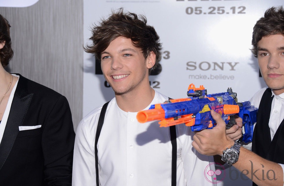 Louis Tomlinson en la première de 'Men In Black 3'