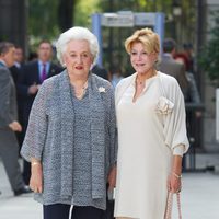 La Infanta Pilar y Carmen Cervera en el 20 aniversario del Museo Thyssen