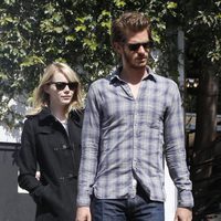 Andrew Garfield y Emma Stone de compras por Hollywood