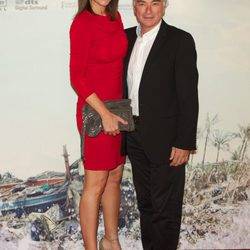 Mabel Lozano y Eduardo Campoy en el estreno de 'Lo Imposible' en Madrid