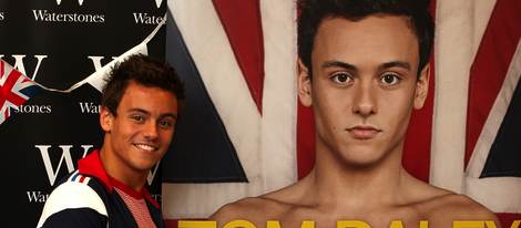 Tom Daley en la firma de su libro 'Tom Daley 'My Story'