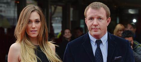 Guy Ritchie y Jacqui Ainsley en el estreno de 'African Cats'