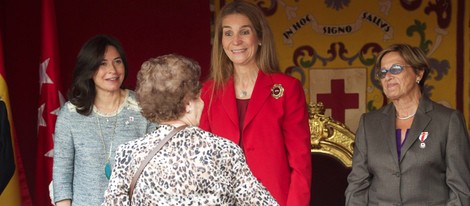 La Infanta Elena en el Día de la Banderita 2012