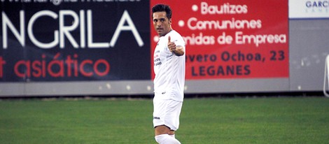 David Bustamante en un partido de fútbol solidario en Leganés