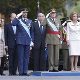 Los Reyes y los Príncipes Felipe y Letizia a su llegada al desfile militar del Día de la Hispanidad 2012