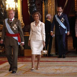 Los Reyes y los Príncipes en la recepción por el Día de la Hispanidad 2012