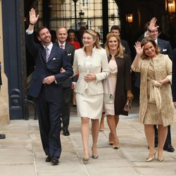 Guillermo de Luxemburgo y Stéphanie de Lannoy y los Grandes Duques en la boda civil