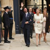 Guillermo de Luxemburgo y Stéphanie de Lannoy y los Grandes Duques en la boda civil