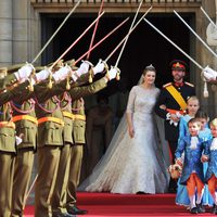 Guillermo de Luxemburgo y Stéphanie de Lannoy tras su boda religiosa