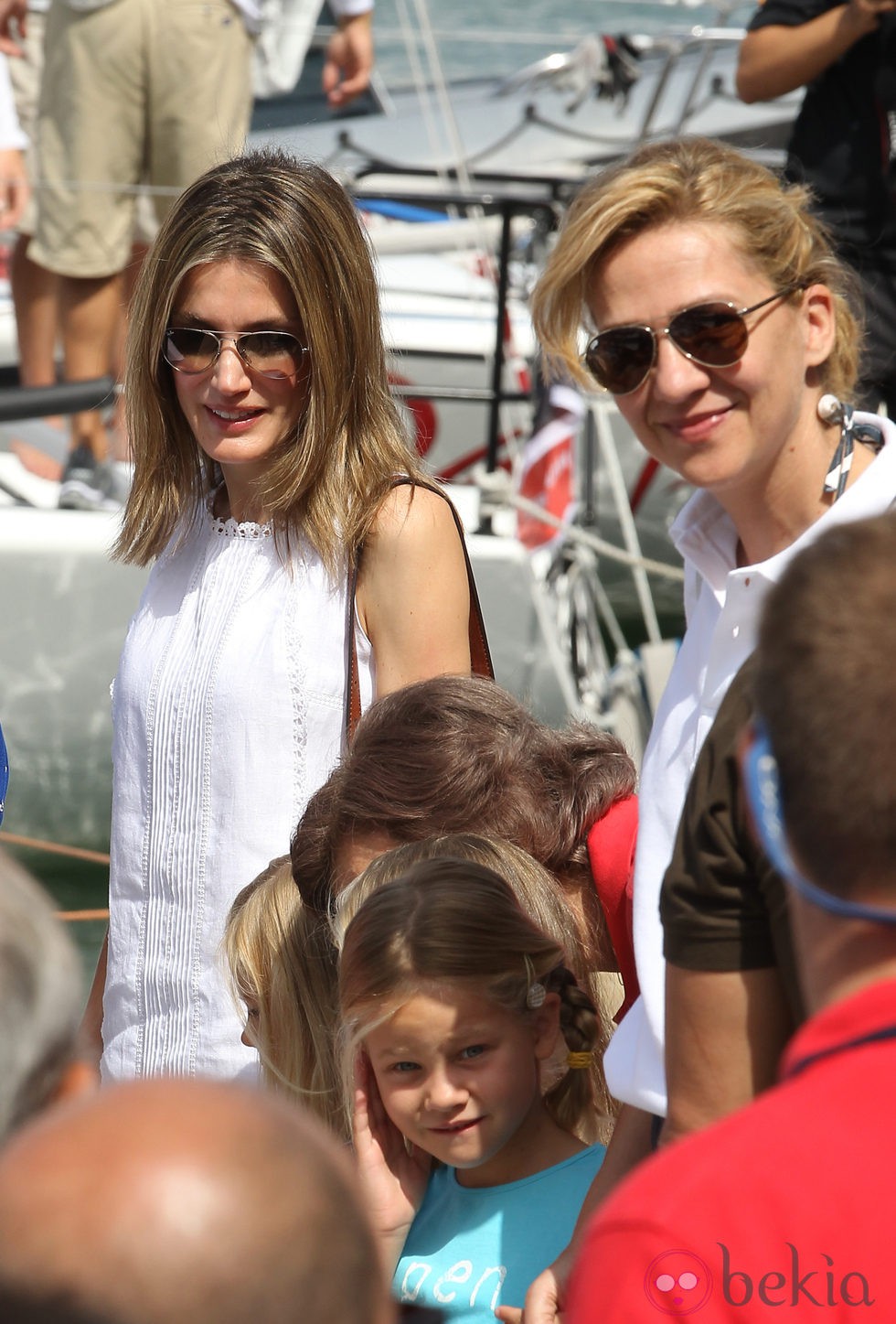 La Princesa Letizia, la Infanta Cristina e Irene Urdangarín en el segundo día de regatas 2011