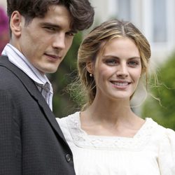 Amaia Salamanca y Yon González protagonizan 'Gran Hotel'