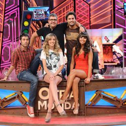 Florentino Fernández, Anna Simón, Dani Martínez, Raúl Gómez y Cristina Pedroche presentan 'Otra movida'