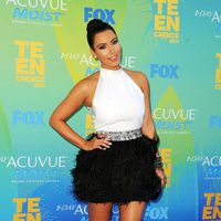 Kim Kardashian en los Teen Choice Awards 2011