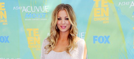 Kaley Cuoco en los Teen Choice Awards 2011