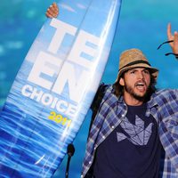 Ashton Kutcher en los Teen Choice Awards 2011