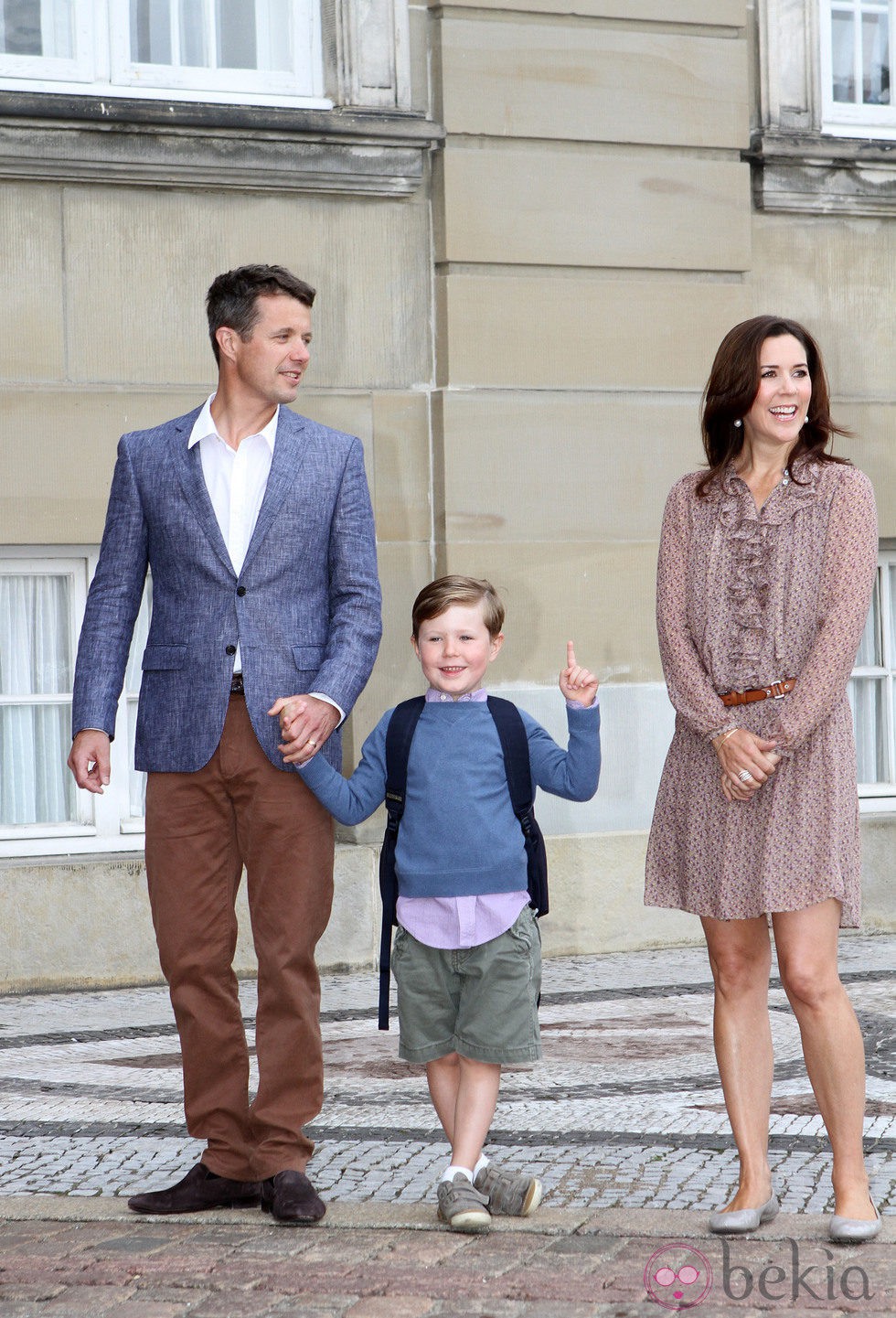 El Príncipe Christian de Dinamarca, feliz junto a Federico y Mary de Dinamarca