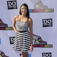 Tinsel Korey en los premios Do Something