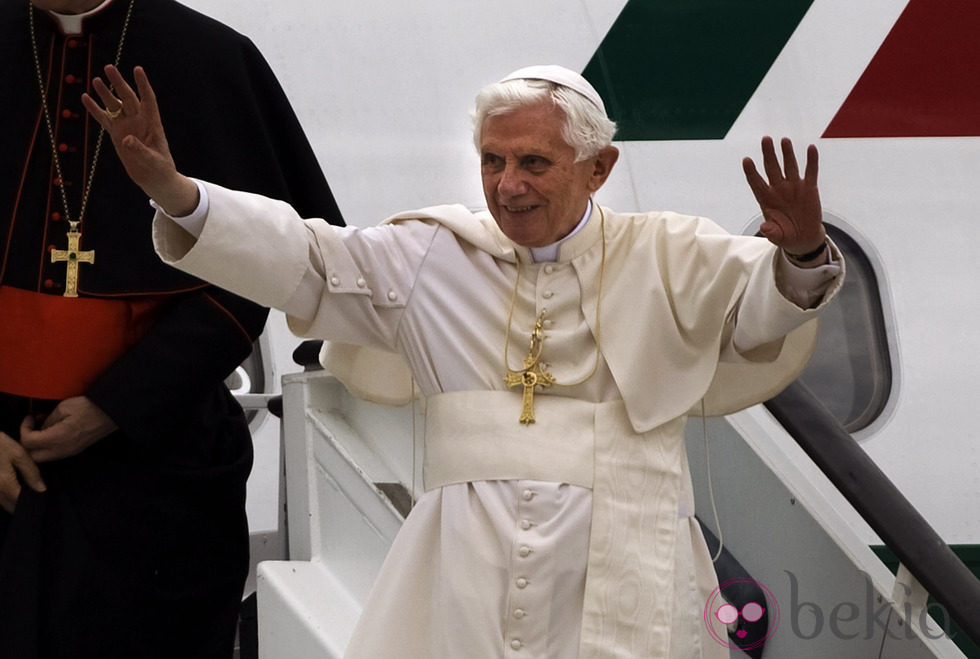 Benedicto XVI aterriza en Madrid para la JMJ 2011