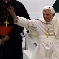 Benedicto XVI aterriza en Madrid para la JMJ 2011