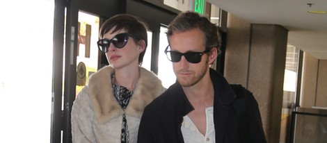 Anne Hathaway y Adam Shulman vuelven de su luna de miel