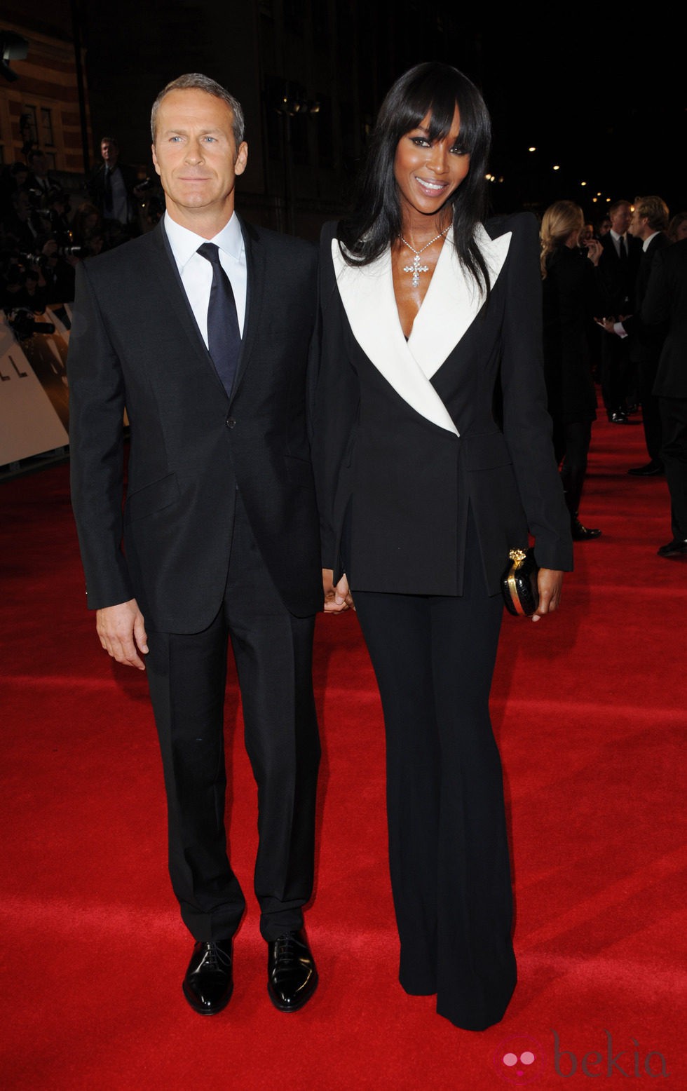 Naomi Campbell y Vladislav Doronin en el estreno de 'Skyfall' en Londres