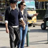 Olivia Wilde y Jason Sudeikis charlan animadamente durante su paseo por Roma