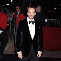 Tom Ford en el 50 cumpleaños de David Furnish