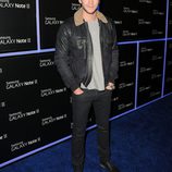 Liam Hemsworth en la fiesta de lanzamiento del Samsung Galaxy Note II