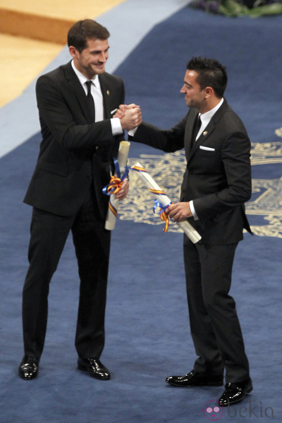 Iker Casillas y Xavi Hernández celebran su Premios Príncipe de Asturias 2012