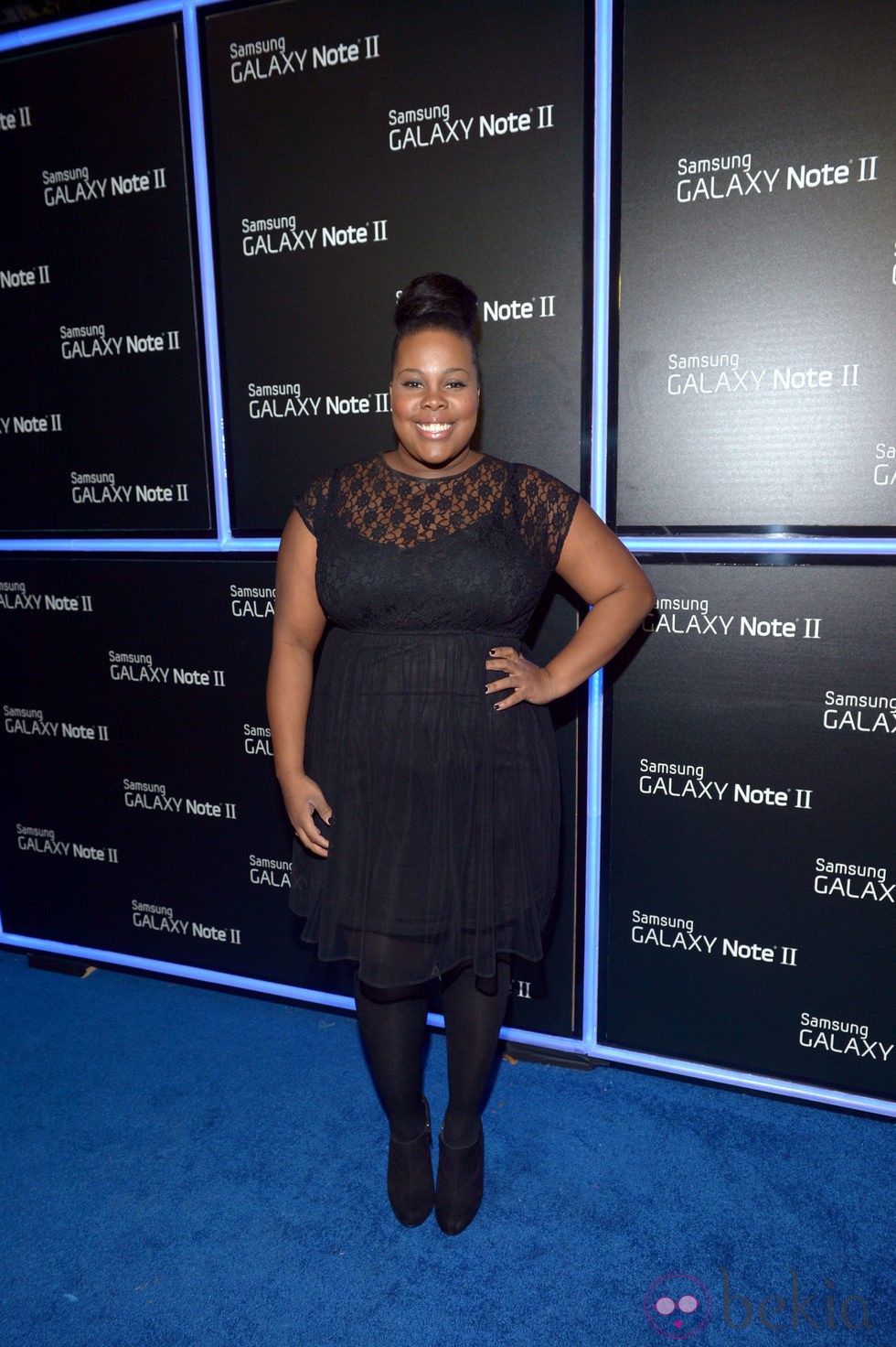 Amber Riley en la fiesta de lanzamiento del Samsung Galaxy Note II