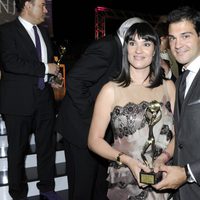 Irene Villa recoge su Antena de Oro 2012 junto a su marido Juan Pablo Lauro