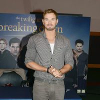 Kellan Lutz en la promoción de 'Amanecer. Parte 2' en Dublín