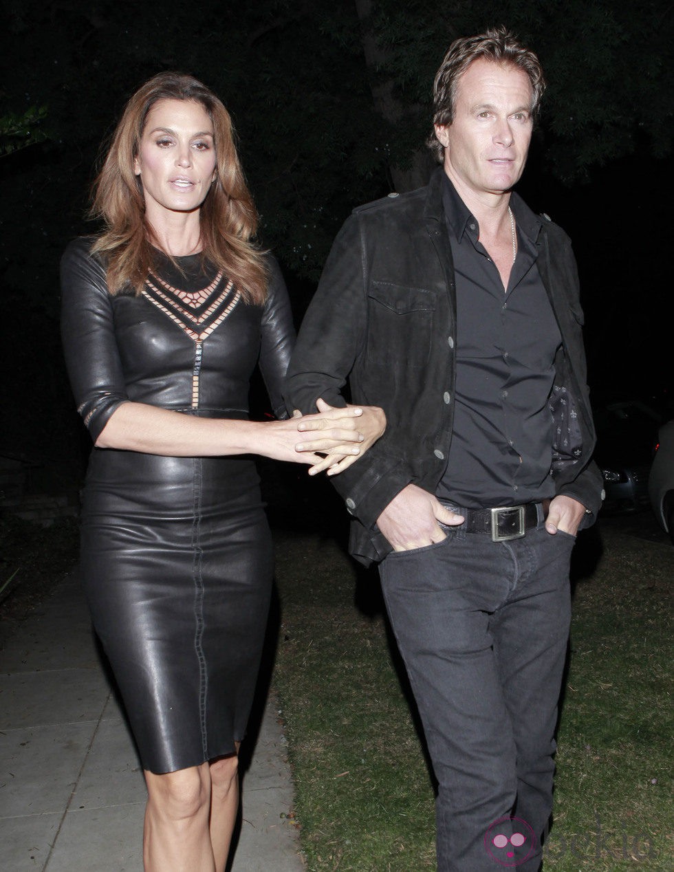 Cindy Crawford disfruta de una noche de Halloween 2012