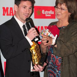 Olga Viza y Leo Messi en la ceremonia de entrega de la Bota de Oro 2012