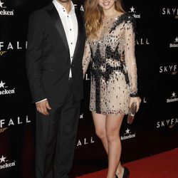 Ana de Armas y Marc Clotet en el estreno de 'Skyfall' en Madrid