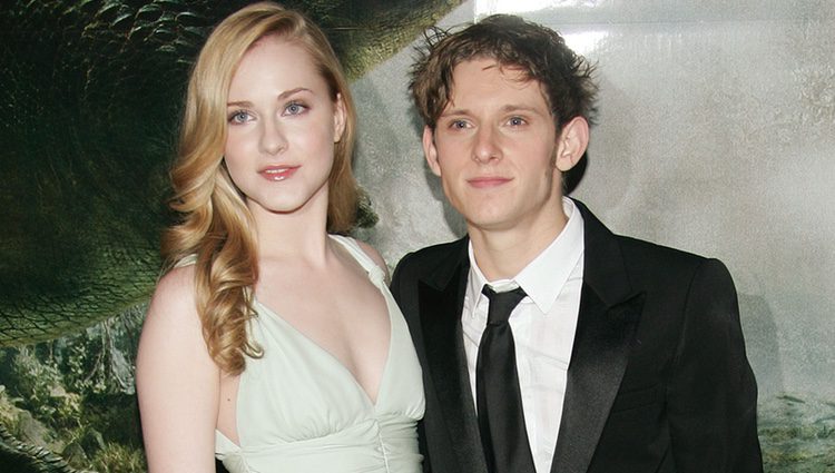 Evan Rachel Wood y Jamie Bell se convierten en marido y mujer