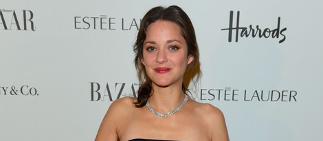 Marion Cotillard en la gala Harper's Bazaar Mujer del Año 2012