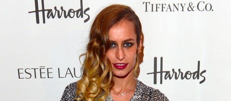 Alice Dellal en la gala Harper's Bazaar Mujer del Año 2012