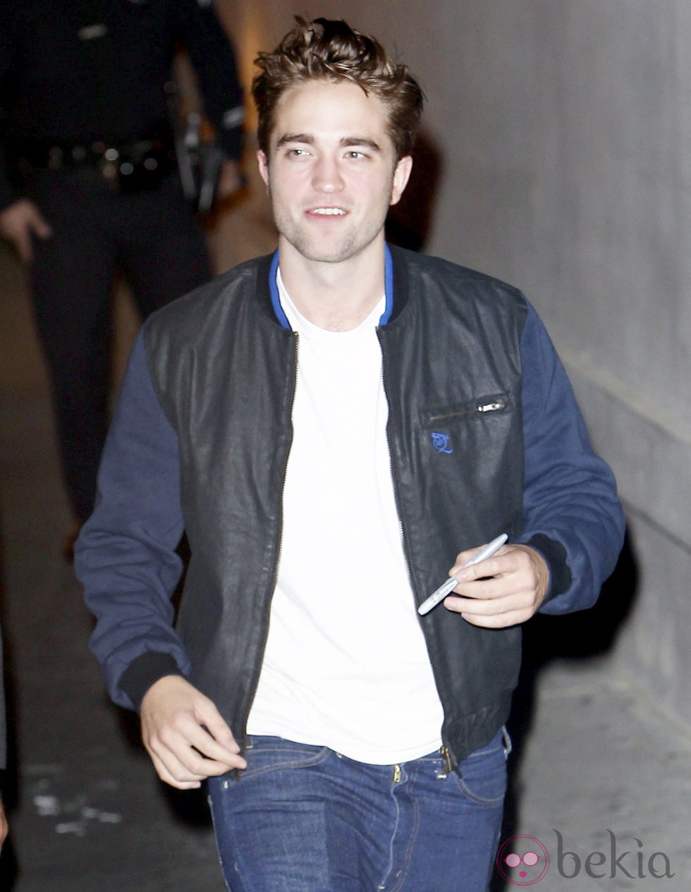 Robert Pattinson en su llegada al programa de Jimmy Kimmel