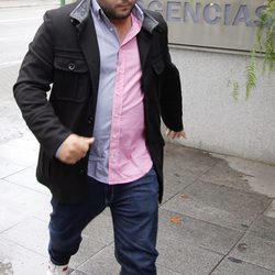 Kiko Rivera llegando al hospital para asistir al nacimiento de su primer hijo