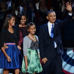 Barack Obama y su familia tras ganar las elecciones de 2012 